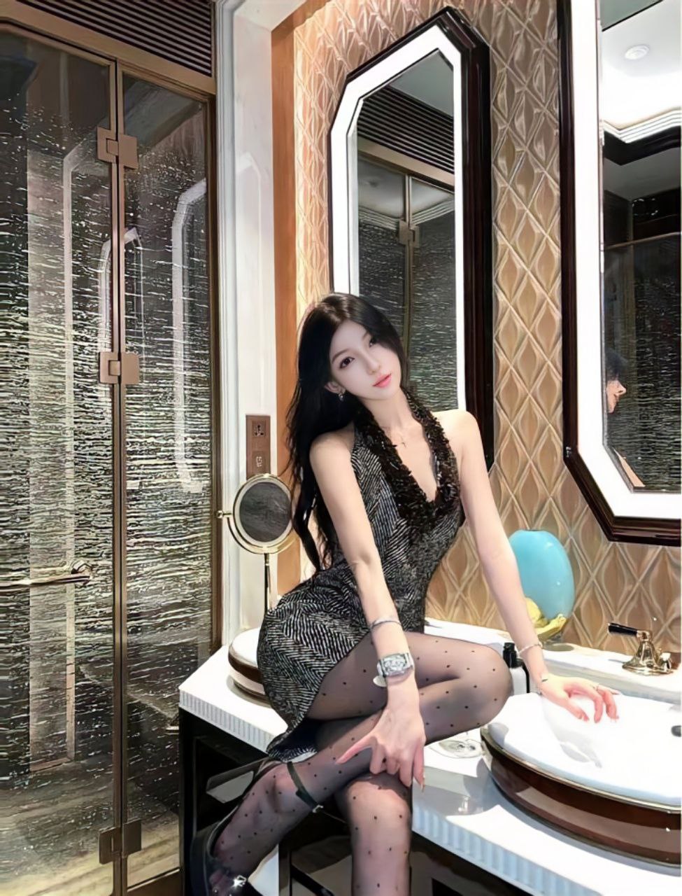 海角论坛一二二区在线观看